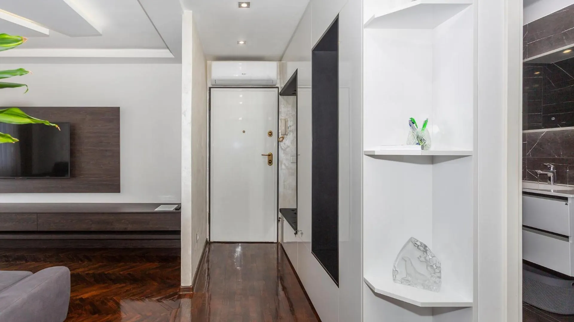 Stunning Apartment In Rijeka With Kitchen 0*,